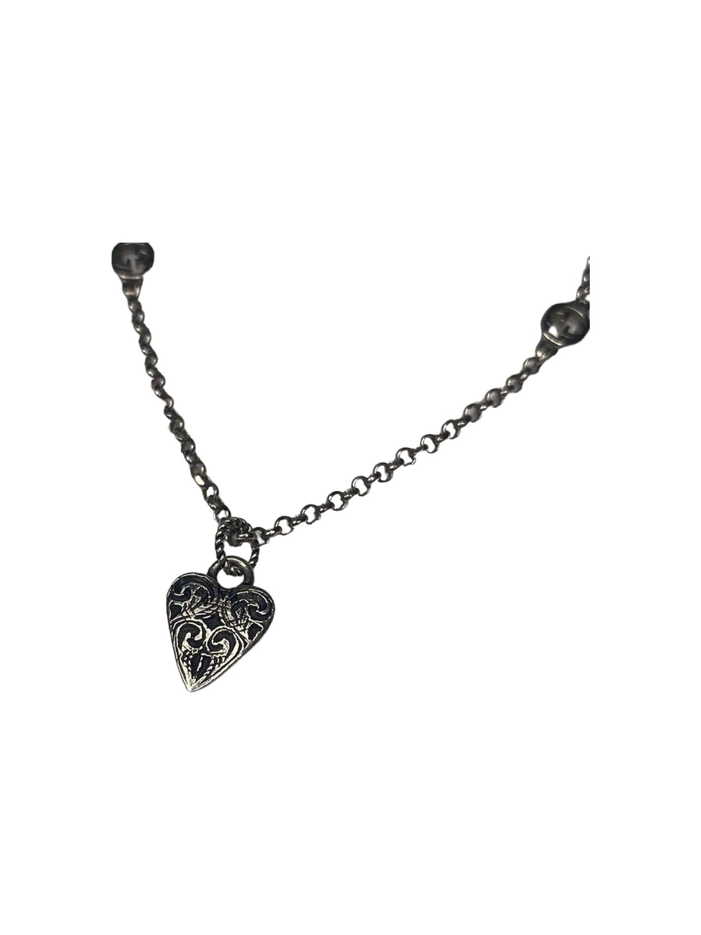 Gucci Sterling Silver Heart Pendant Bracelet