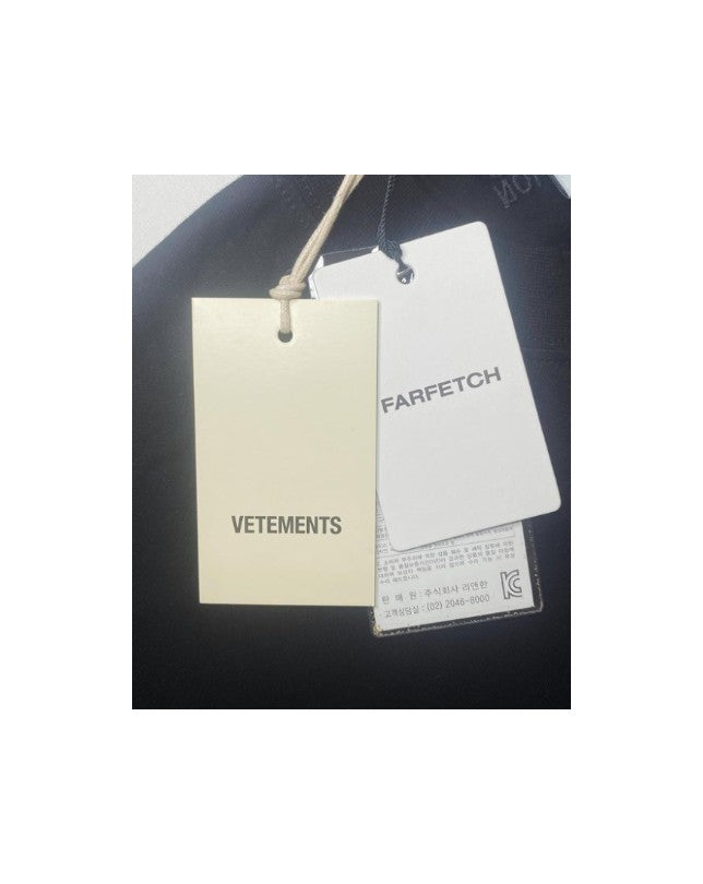 VETEMENTS ‘Think Globally’ T-Shirt *Brand New*